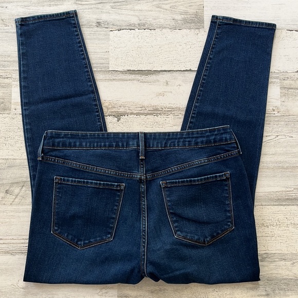 Mid-Rise Pop Icon Skinny Jeans - Picture 2 of 5